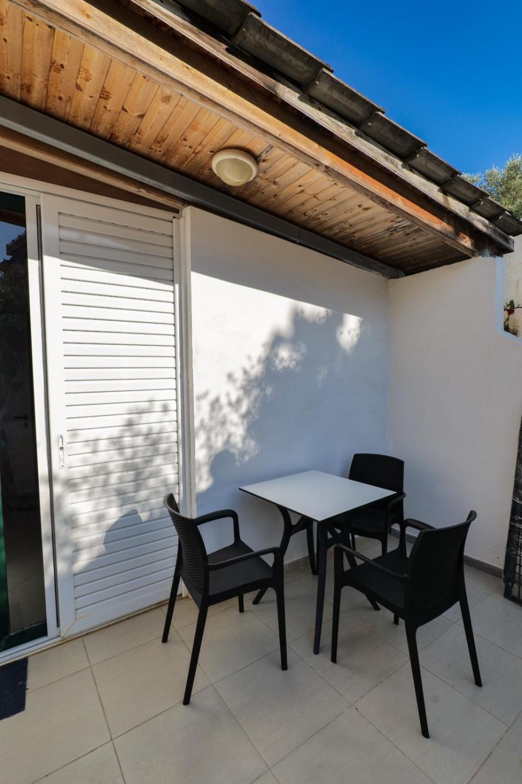 Vila Enxhi Ksamil Buitenkant foto